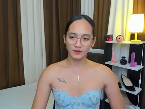 URHottestAngel online show from October 22, 2025, 12:37 pm