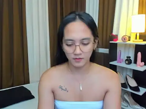 URHottestAngel online show from October 25, 2025, 12:17 pm