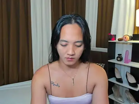 URHottestAngel online show from November 9, 2025, 5:06 pm