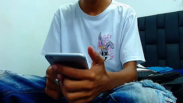 Snapshot of daniel_evans69 chatting on October 18, 2025, 12:18 pm daniel evans69 online show from October 18, 2025, 12:18 pm