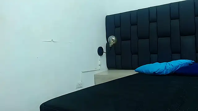 Snapshot of daniel_evans69 chatting on November 19, 2025, 12:27 pm daniel evans69 online show from November 19, 2025, 12:27 pm