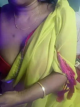 Snapshot of monaa-darling chatting on November 9, 2025, 6:56 pm monaa-darling online show from November 9, 2025, 6:56 pm