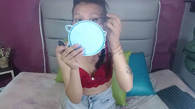 Carina Santana online show from September 15, 2025, 11:54 am