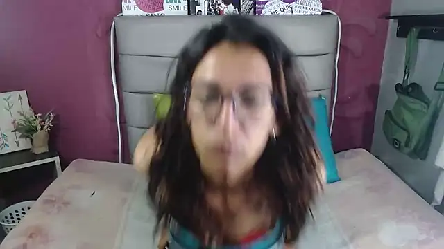 Carina Santana online show from September 17, 2025, 11:34 am