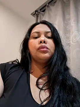 Alessandraa- online show from December 22, 2025, 4:12 am