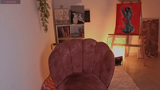  Sophia 111 online show from October 4, 2025, 9:27 pm