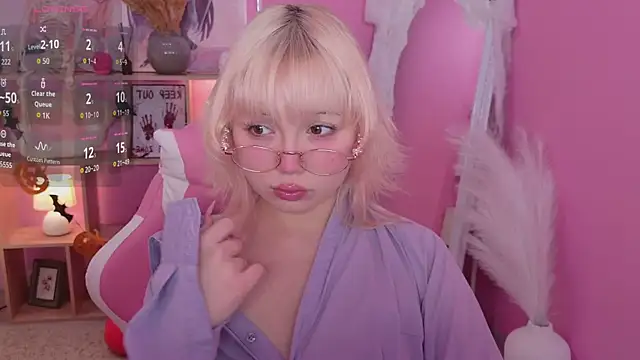 Snapshot of Kyomi_Sun chatting on November 1, 2025, 11:09 pm Kyomi Sun online show from November 1, 2025, 11:09 pm