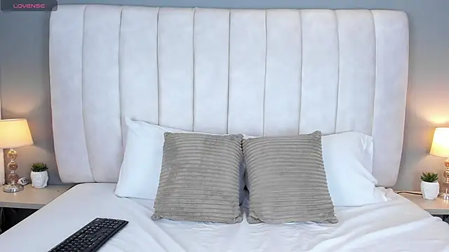 ScarletStarr online show from October 1, 2025, 4:17 am