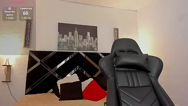 Snapshot of iamCharlotte19 chatting on October 7, 2025, 5:25 pm iamCharlotte19 online show from October 7, 2025, 5:25 pm