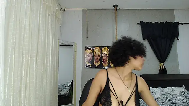 miss leidy  online show from September 19, 2025, 3:43 am