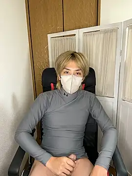 TEN-kun online show from November 12, 2025, 7:12 am