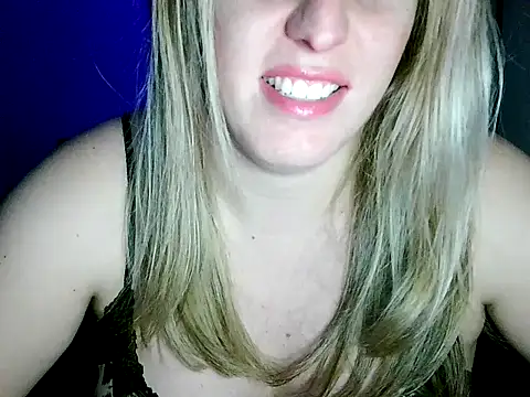 luminafatal online show from October 9, 2025, 2:45 am