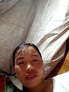 hera-00 online show from October 7, 2025, 2:12 am