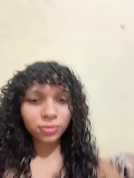 Casal-foda braba online show from February 5, 2026, 1:29 pm