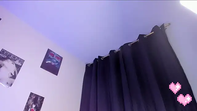 Velvet Moon1 online show from November 22, 2025, 2:43 am