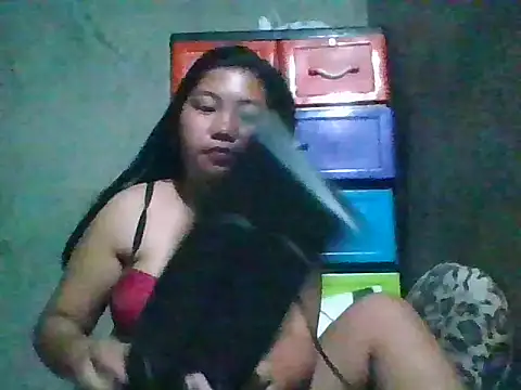 nikki zapphire online show from April 14, 2026, 12:43 pm