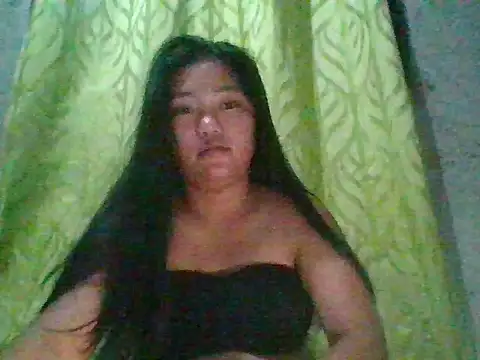 nikki zapphire online show from April 20, 2026, 8:21 pm