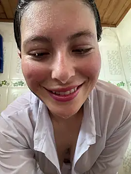 Snapshot of Mia_salinass chatting on January 17, 2026, 7:28 pm Mia salinass online show from January 17, 2026, 7:28 pm