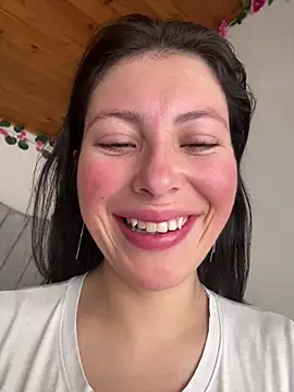 Mia salinass online show from March 11, 2026, 6:57 pm