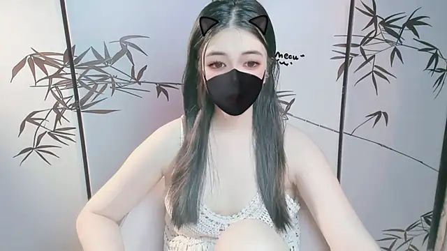 Sparkly Candy online show from November 7, 2025, 1:21 am