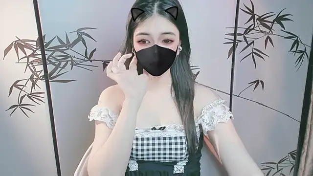 Sparkly Candy online show from November 6, 2025, 3:10 am