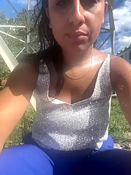 BabyLeopard online show from September 26, 2025, 10:33 am