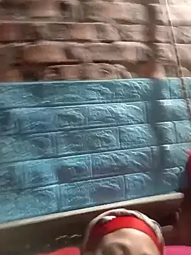 me-cute online show from December 15, 2025, 10:37 pm