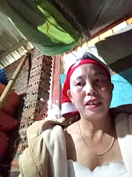 me-cute online show from November 12, 2025, 1:32 am