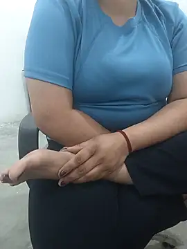 payal 261072  online show from February 26, 2026, 4:23 am