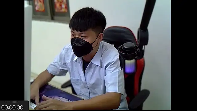 Snapshot of zhu000000 chatting on October 2, 2025, 5:33 am zhu000000 online show from October 2, 2025, 5:33 am