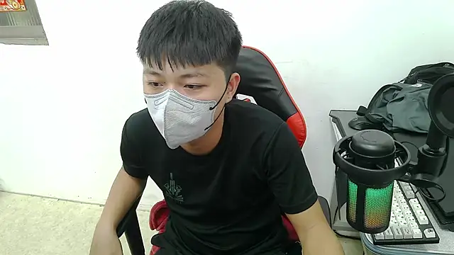 Snapshot of zhu000000 chatting on November 11, 2025, 7:14 am zhu000000 online show from November 11, 2025, 7:14 am