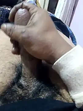 Snapshot of Shekoooooooo9oooo chatting on February 17, 2026, 8:11 am Shekoooooooo9oooo online show from February 17, 2026, 8:11 am