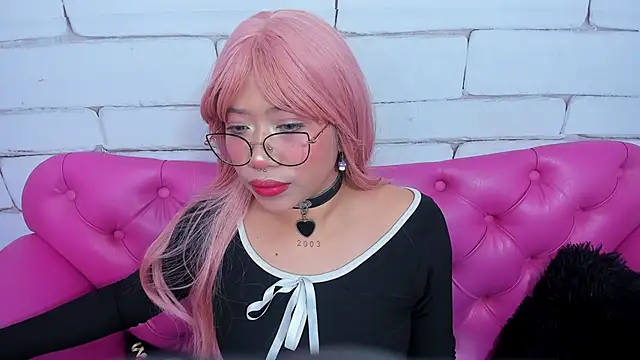 SafiroAgataaa online show from September 15, 2025, 1:00 pm