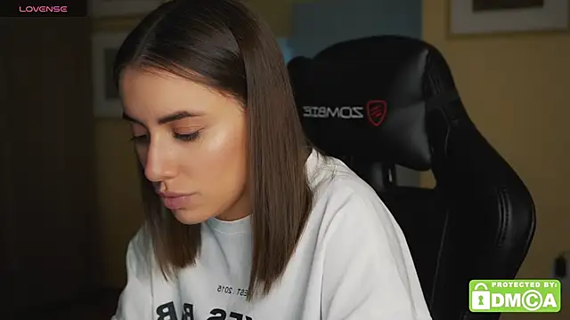 KateCarrey online show from October 30, 2025, 3:42 pm