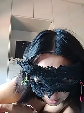 caldaevogliosa81 online show from July 6, 2026, 10:00 am