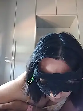 caldaevogliosa81 online show from June 24, 2026, 10:14 am
