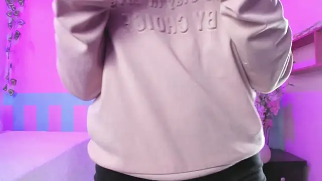 kataleya  18 online show from February 11, 2026, 1:16 am