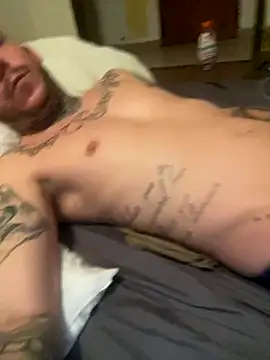 Snapshot of pimousssse chatting on October 9, 2025, 12:00 am pimousssse online show from October 9, 2025, 12:00 am