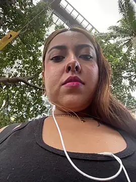 Snapshot of Tamara_valentine chatting on November 12, 2025, 9:07 pm Tamara valentine online show from November 12, 2025, 9:07 pm