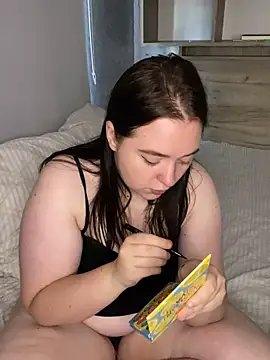 SoniaNovara online show from September 21, 2025, 1:49 pm