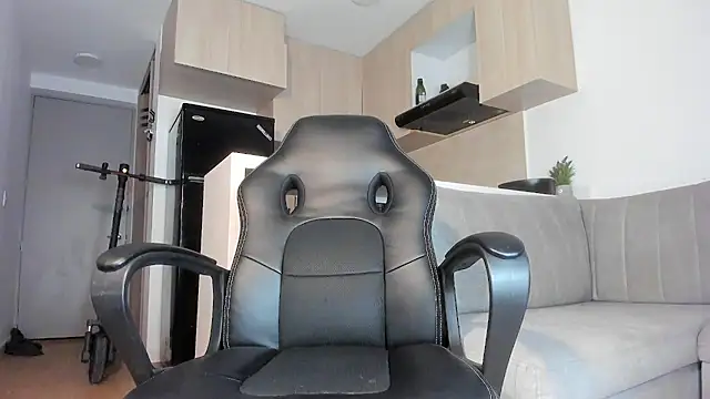 im jero online show from February 2, 2026, 11:59 pm