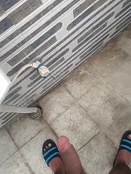 bigdick lickingexpert08 online show from March 26, 2026, 7:28 am