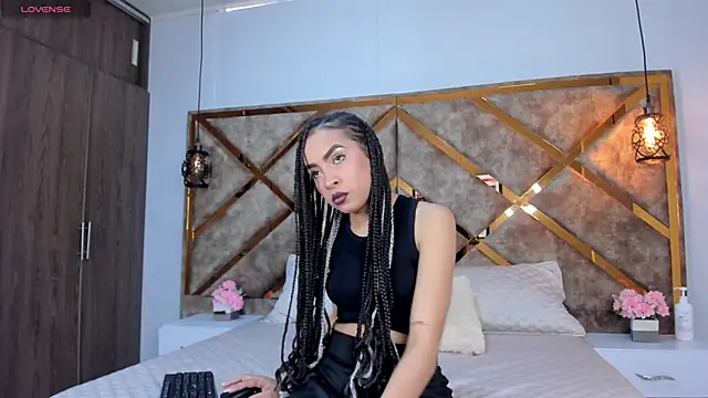 Lucia jane online show from May 15, 2026, 9:13 pm