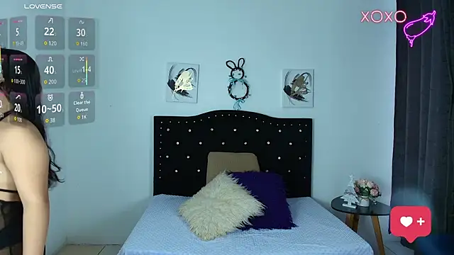 SammySmall F w online show from December 16, 2025, 10:36 pm