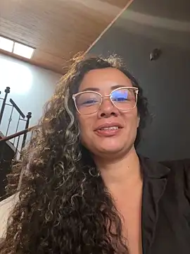 CarolaynStone online show from November 24, 2025, 1:00 pm