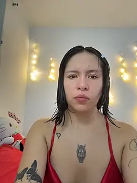 aliciia 23 online show from November 30, 2025, 8:20 pm