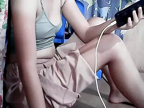 Snapshot of pinay-momm1682 chatting on April 7, 2026, 9:22 am pinay-momm1682 online show from April 7, 2026, 9:22 am