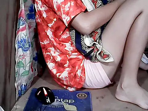 Snapshot of pinay-momm1682 chatting on April 16, 2026, 9:39 pm pinay-momm1682 online show from April 16, 2026, 9:39 pm