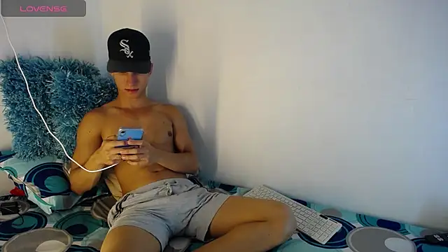 babyandy x online show from September 22, 2025, 8:59 pm