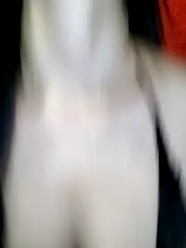 Vyxen   online show from November 22, 2025, 6:07 pm